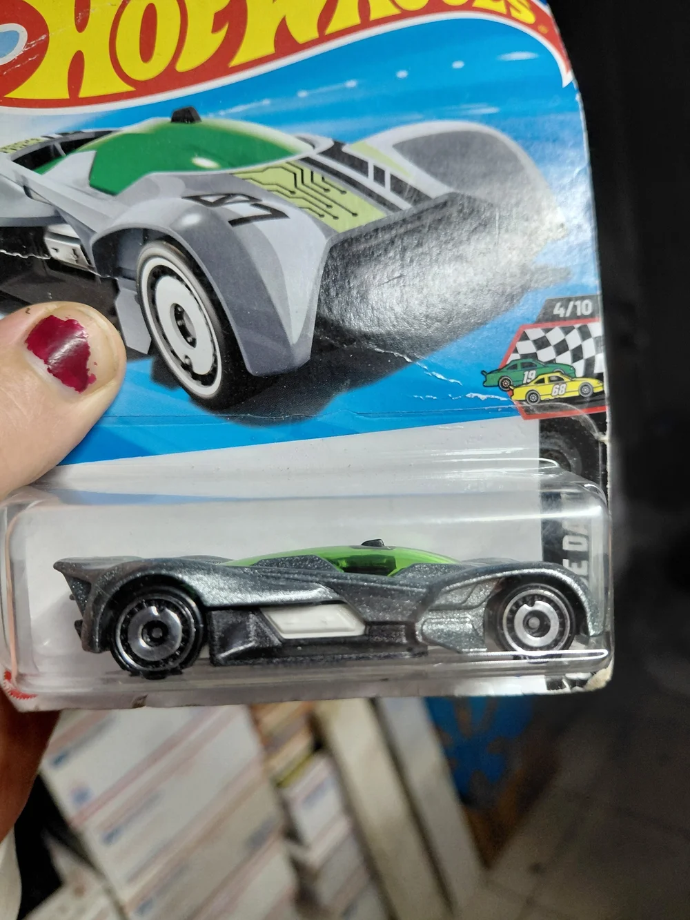 Hot Wheels Futurismo (Model HYY65), released as number 124/250 in the 2025 mainl